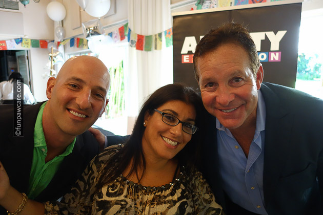 Steve Guttenberg, Russell Hartstein and Sabrina Cohen